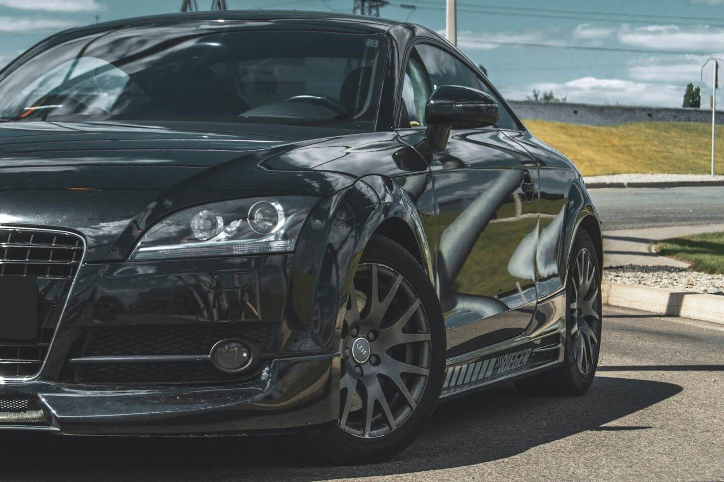 Hyderabad to Tanuku Car Rental Hyderabad Wheels